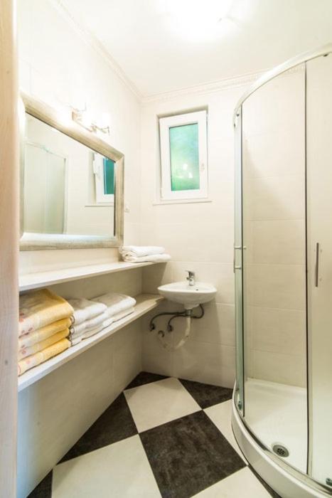 Bungalow Leo Savudrija Luaran gambar